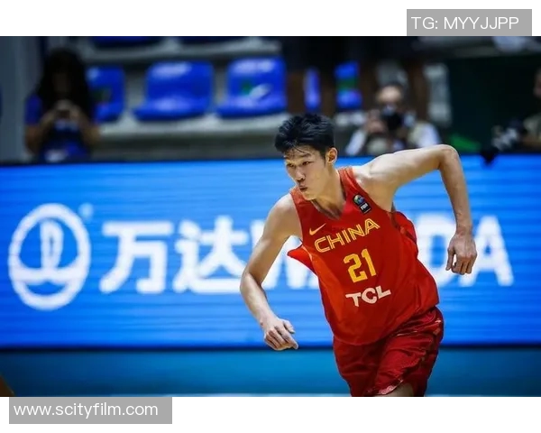 胡金秋:从青涩新星到篮球场上的璀璨巨星的成长之路与奋斗历程 胡金秋:从青涩新星到篮球场上的璀璨巨星的成长之路与奋斗历程