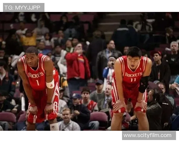 2016年NBA季后赛火箭队对阵小牛队的精彩对决回顾与分析